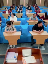 第8集 - 偷聽心聲美女校花我不追了