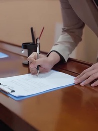 Berhenti Mencintai - Episode 25