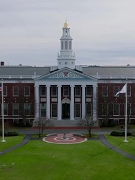 Episódio 28 - Desejada pelo Craque Bilionário