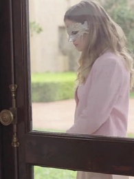 Episode 39 - President's Daughter Breaks the Casting Couch!