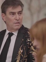 Episode 43 - President's Daughter Breaks the Casting Couch!