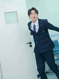 她帶崽離開後，厲總追瘋了 - Episode 64