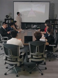 離婚後，我被前夫舅舅寵壞了 - Episode 71