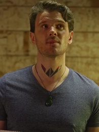 กับดักรัก...ทายาทนิรนาม - Episode 61