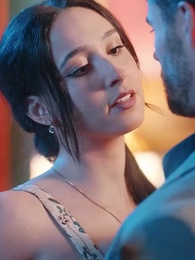 De la refugiada a la Luna y a la Alfa - Episode 30