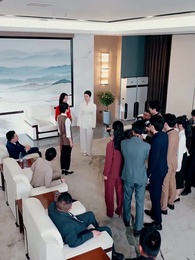 Episode 70 - The Lost Daughter