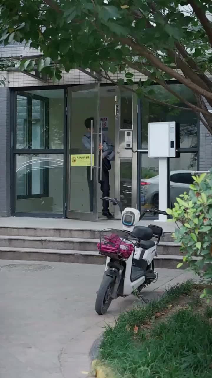 视频封面