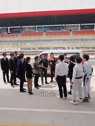 ตอนที่ 24 - ฉันขับแท็กซี่ แล้วเก่งขึ้นนิดหน่อย มันผิดตรงไหนล่ะ