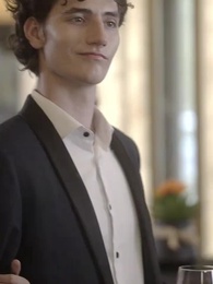 Pernikahan Kilat dengan Pewaris Rahasia - Episode 54