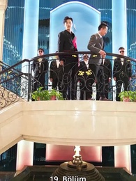 Bölüm 19 - Boşanan Aylin şov dünyasını altüst etti