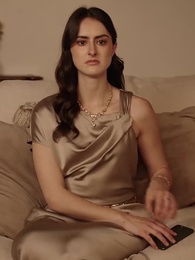 Donmuş Karımın Peşinde - Episode 8