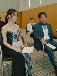 Episode 24 - [Dubbed]The Billionaire’s Divorced Granddaughter