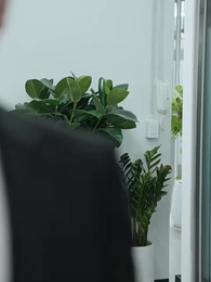 11화 - 여회장님의 은밀한 이중 생활