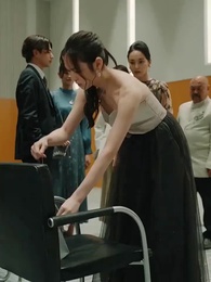 [Dubbed]The Billionaire’s Divorced Granddaughter - Episode 57