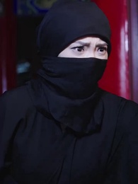 붉은 봉황, 가면의 왕비 - Episode 9