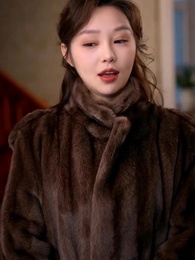 Episode 37 - Becoming Joanna: A Life Rewritten