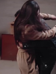 Bölüm 44 - Engellerin Ardından Sana Aşkımı Fısıldıyorum