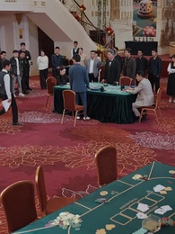 Nữ Vương Tái Xuất Lật Ngược Thế Cờ - Episode 50