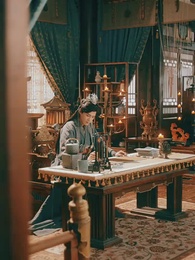 Bölüm 66 - Çiçekler Önünde