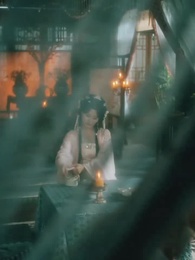 Çiçekler Önünde - Episode 7