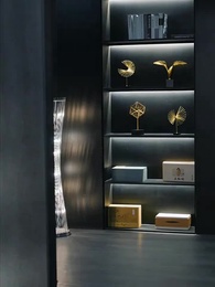 Episode 33 - Crowned with Glory