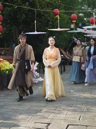 大姑扛著殺豬刀帶全村人炫肉 - Episode 56