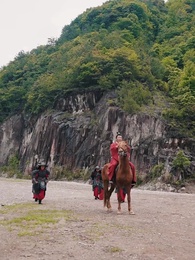 عنوان المسلسل: الابن البطل والأب الكسول - Episode 2