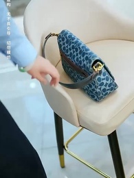 十年寒霜壹朝春暖 - Episode 23