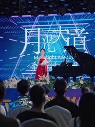 打臉前夫，離婚後我成為頂流天后 - Episode 35