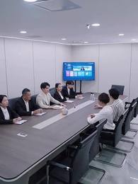 打臉前夫，離婚後我成為頂流天后 - Episode 53