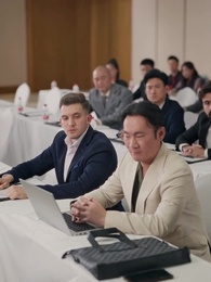 第77集 - 衣錦榮歸