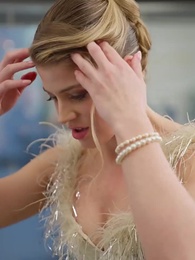 Oméga : La Reine Traquée - Episode 65