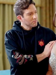 Episodio 30 - [Doblado]La Heredera Golpea: ¡Amor a la Vista!