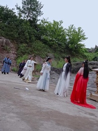 小師妹，我們真的捲不動了 - Episode 20