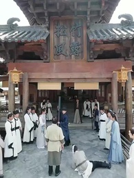 Humble Beginnings of Crown Prince Julian - Episode 15