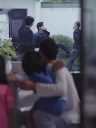 Clever Twins, Family Bonds - Episode 79