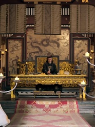 陛下がお喜びです - Episode 47