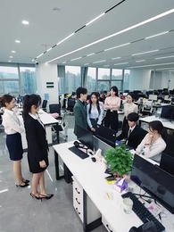 Bölüm 17 - İşe Geldin, Patronu Kaptın