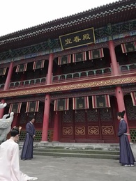 Episodio 8 - Cuando Ella Volvió al Palacio