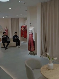 第54集 - 穿越後，皇上追來現代了