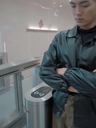 穿越後，皇上追來現代了 - Episode 47