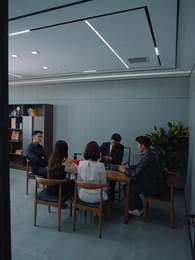穿越後，皇上追來現代了 - Episode 57