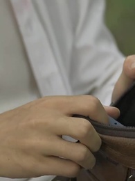 我和美女上司的荒島生涯 - Episode 104