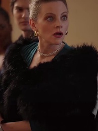 Şımarık Kraliçe ve Zengin Asilzade - Episode 42