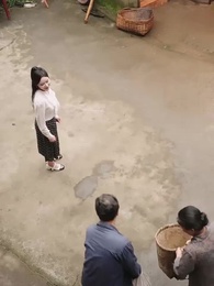 八零寵夫忙我帶全村炫肉更忙 - Episode 62