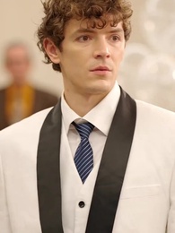 Bölüm 15 - Şımarık Kraliçe ve Zengin Asilzade