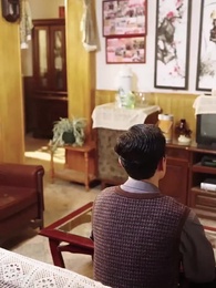 八零寵夫忙我帶全村炫肉更忙 - Episode 68