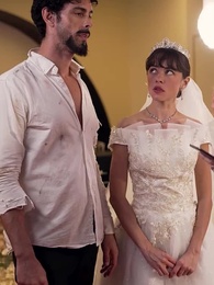 Fakirlikten Zenginliğe:Esrarengiz Eşim - Episode 21