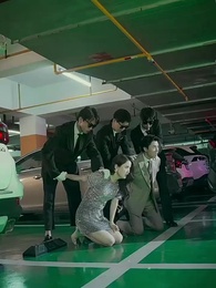 Aşkın Gölgesinde - Episode 82