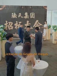 Episódio 23 - A filha quer reunir com o pai rico